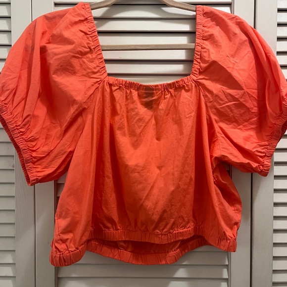 Universal Thread Coral Top - Picture 2 of 5